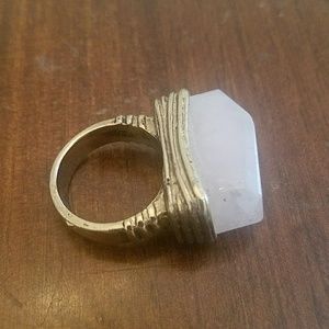 Large crystal ring